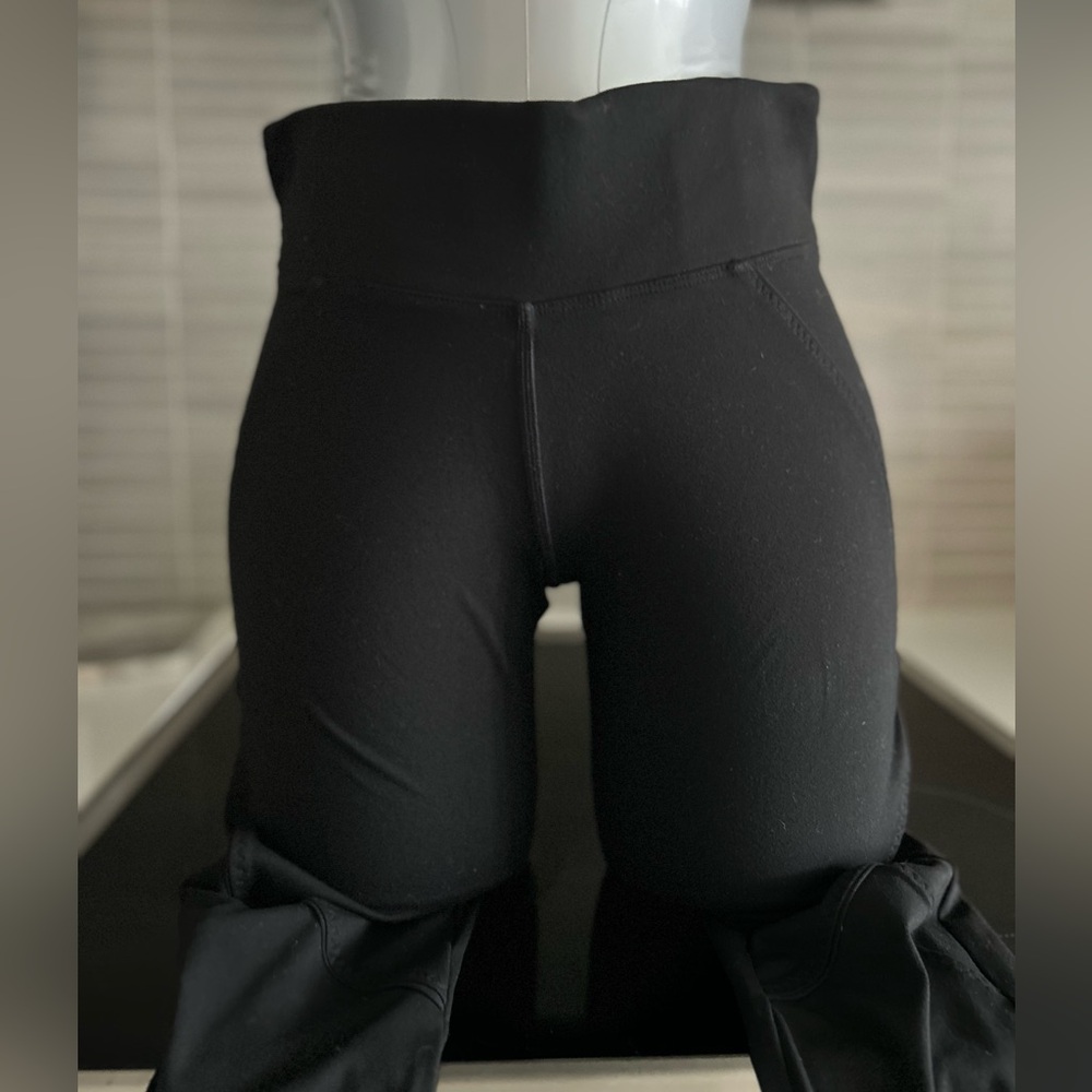 PINK Victoria’s Secret Ultimate Leggings